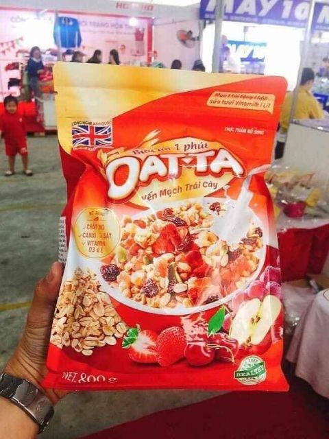 3 gói oatta Yến mạch trái cây 800g (bịch lớn) tặng 1 BÁT SỨ cao cấp