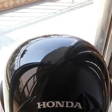 mũ bảo hiểm 3/4 Honda NK theo xe từ Indonesia