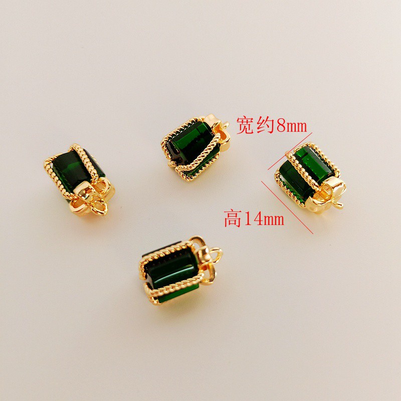Mặt Dây Chuyền Bằng Đồng 14k Đính Đá Zircon Màu Sắc Sang Trọng