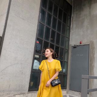 Đầm voan tơ và váy
