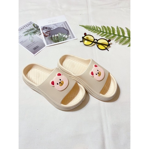 Dép xốp bánh mì lượn sóng hình gấu siêu nhẹ đế 3cm