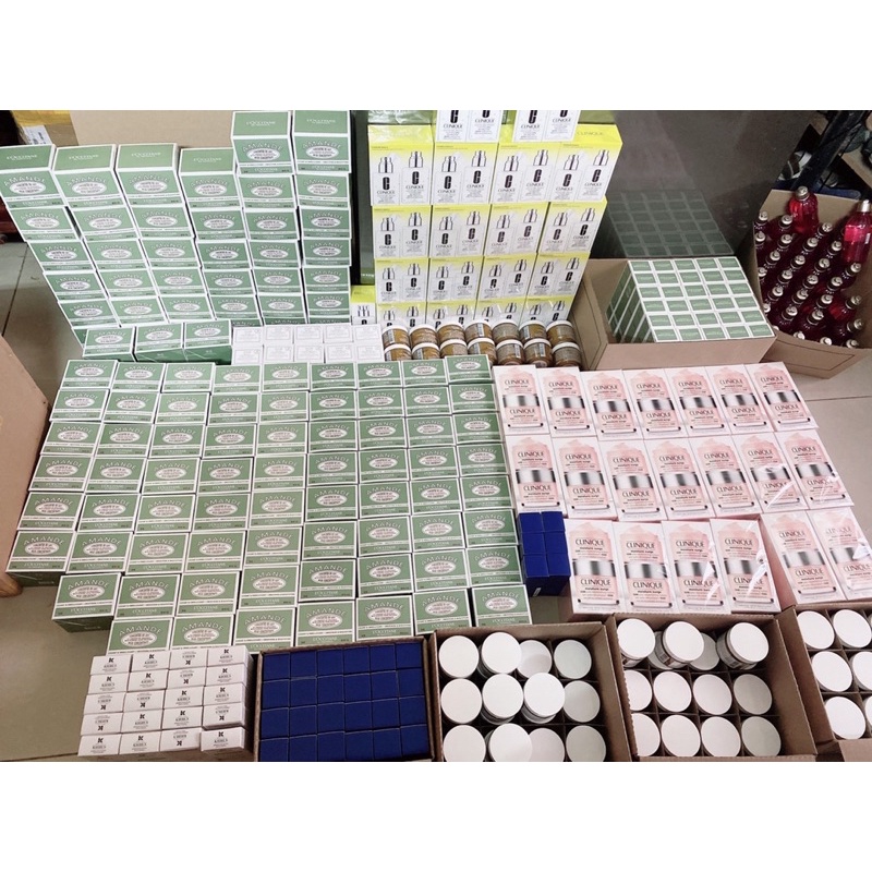 Kem dưỡng Clinique Moisture Surge 100H