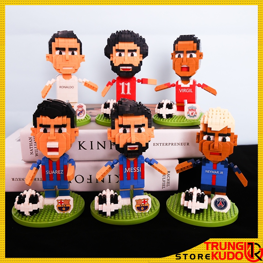 Mô hình Ronaldo Messi và các cầu thủ bóng đá dạng Đồ chơi xếp hình Neymar, Van Dijk, Salah làm quà tặng, đồ decor