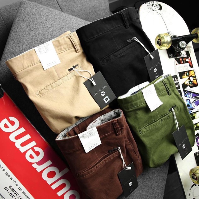 Quần short kaki zara