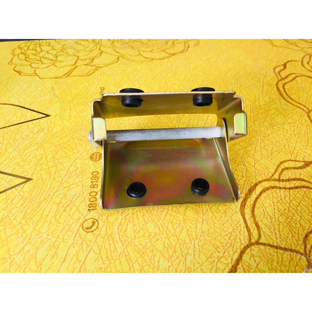 Pát gắn yên  cho xe cub 81,86,82,84,DD,DH