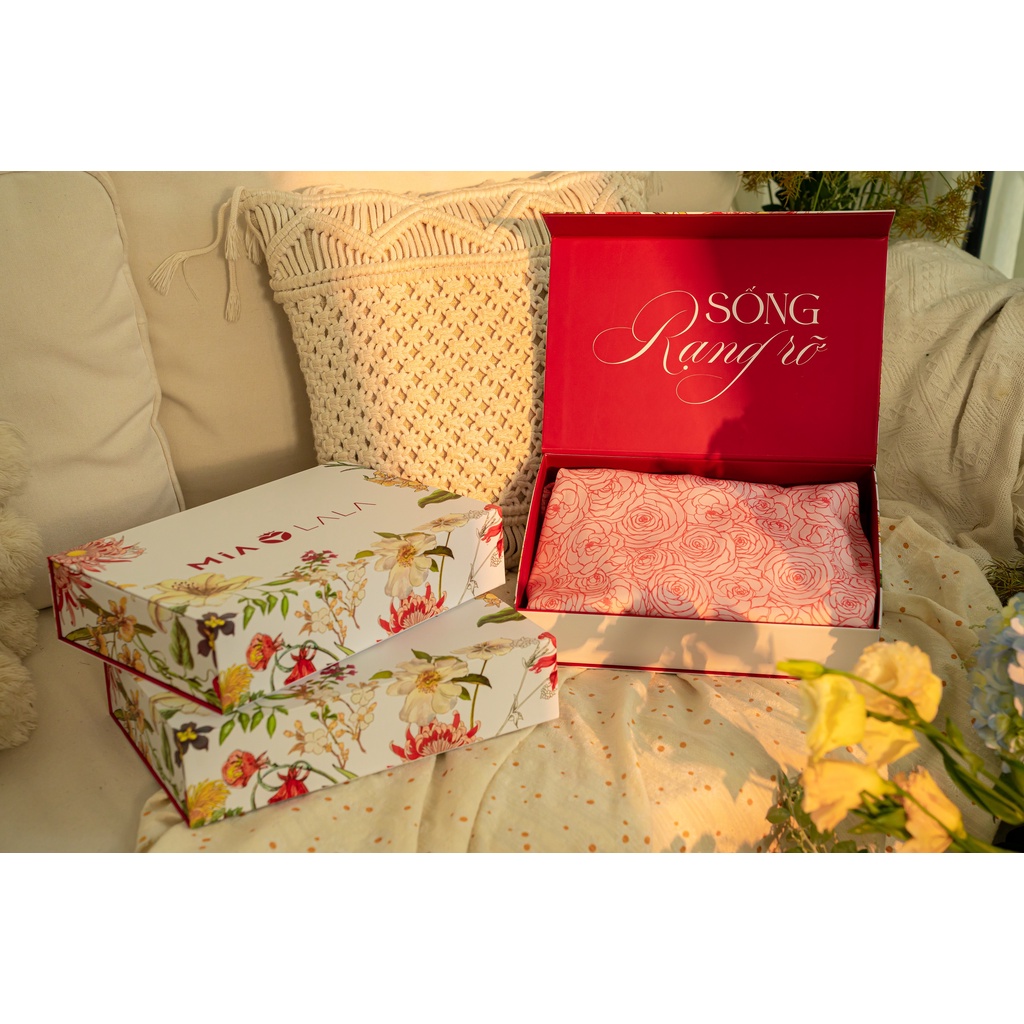 Hộp đựng quà MIALALA