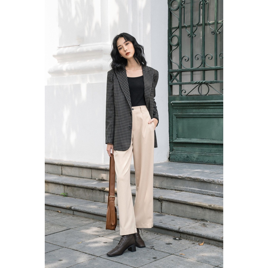 Áo blazer tay cúc MADELEN dáng freesize màu kẻ đen