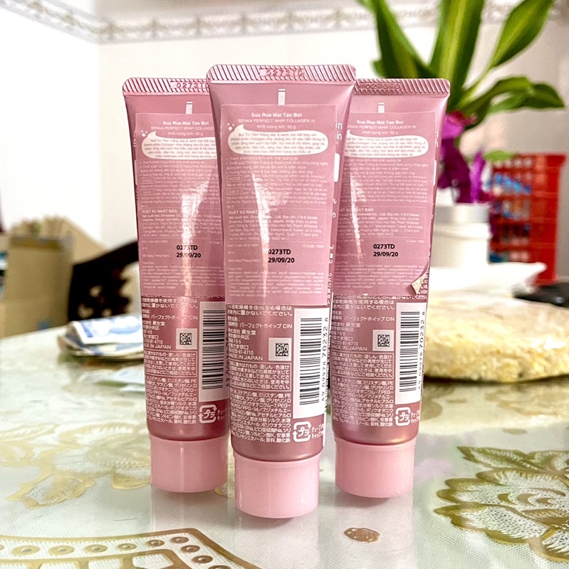 Sữa rửa mặt Senka Perfect Whip Collagen 50g