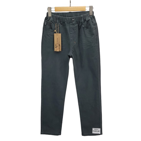 910243-ZM1-Quần kaki bé trai , nhăn đùi , dài , ống suông , màu ghi tối , size to 25t-29t - Hàng Made In Vietnam