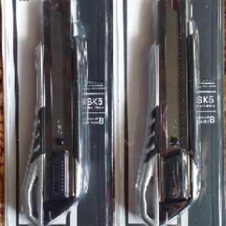 Dao rọc giấy Deli 2057