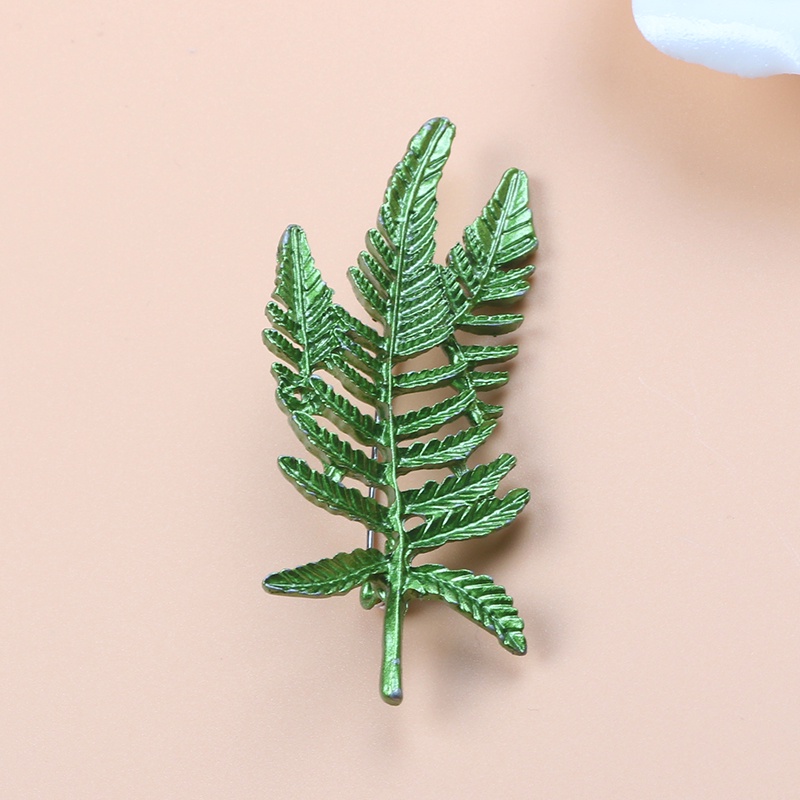 Trâm Cài Áo Hình Cây Xanh Đính Ngọc Trai Sang Trọng