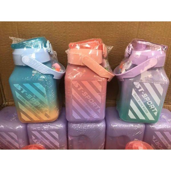 BÌNH NƯỚC VUÔNG ST-SPORT 1.500ML , KÈM STICKER CÓ DÂY ĐEO CỰC XINH CHO BÉ