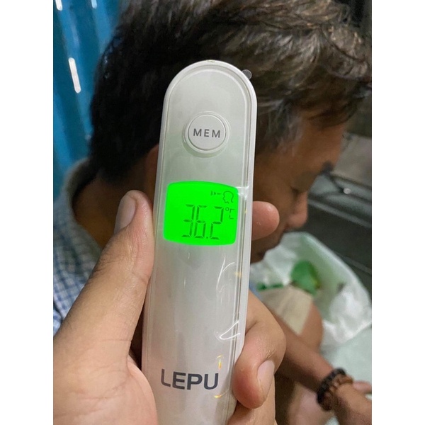 máy đo thân nhiệt Lepu