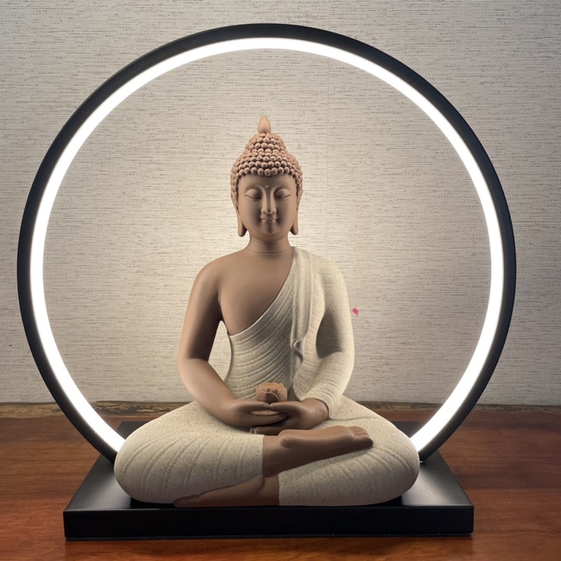 Tôn tượng Phật Thích Ca  gốm tử sa và Đèn Led