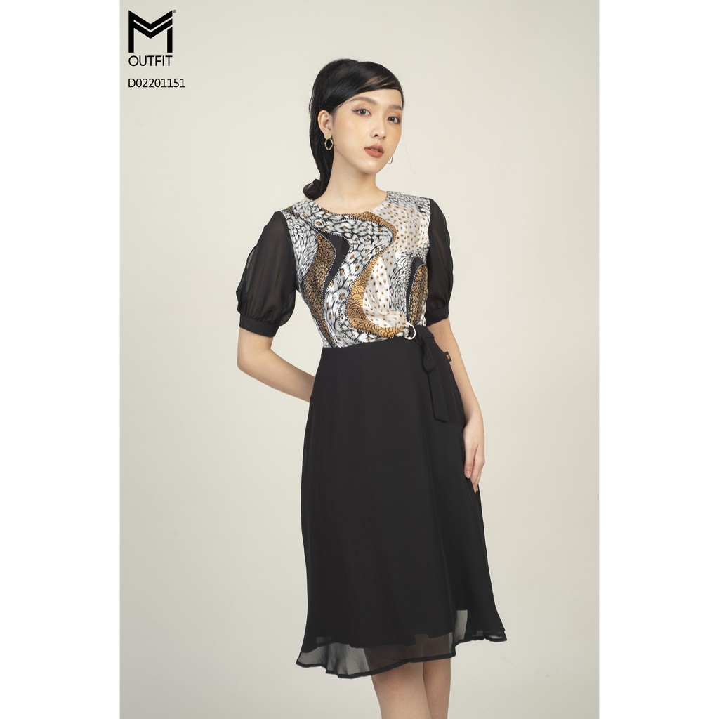 Đầm liền họa tiết hoa cổ tim MMoutfit D02201151