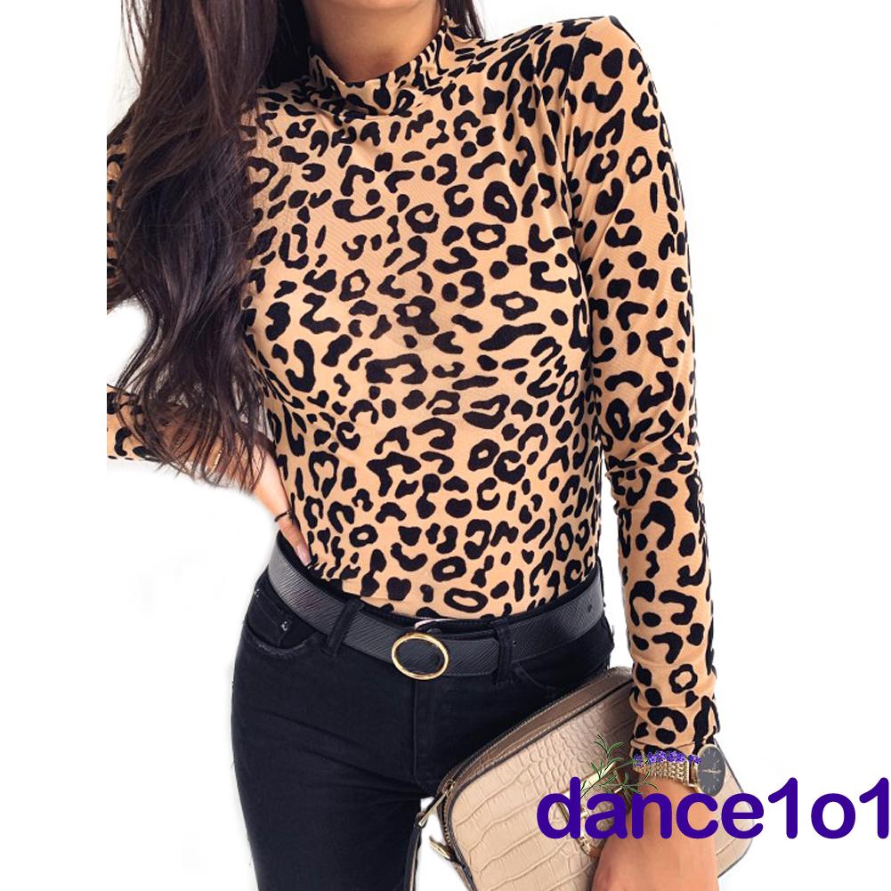 Áo thun tay dài cổ lọ hoạ tiết da báo cho nữ