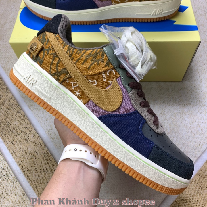 Giày thể thao Nike Air Force 1 X Travis SCott [Đủ phụ kiện]