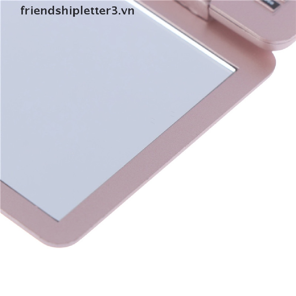 Gương trang điểm mini thiết kế hình laptop độc đáo cho bé