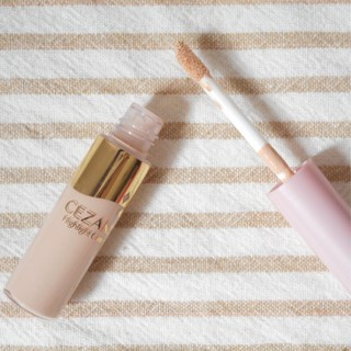 Bút che khuyết điểm Cezanne Highlight Concealer Clear Beige 8g