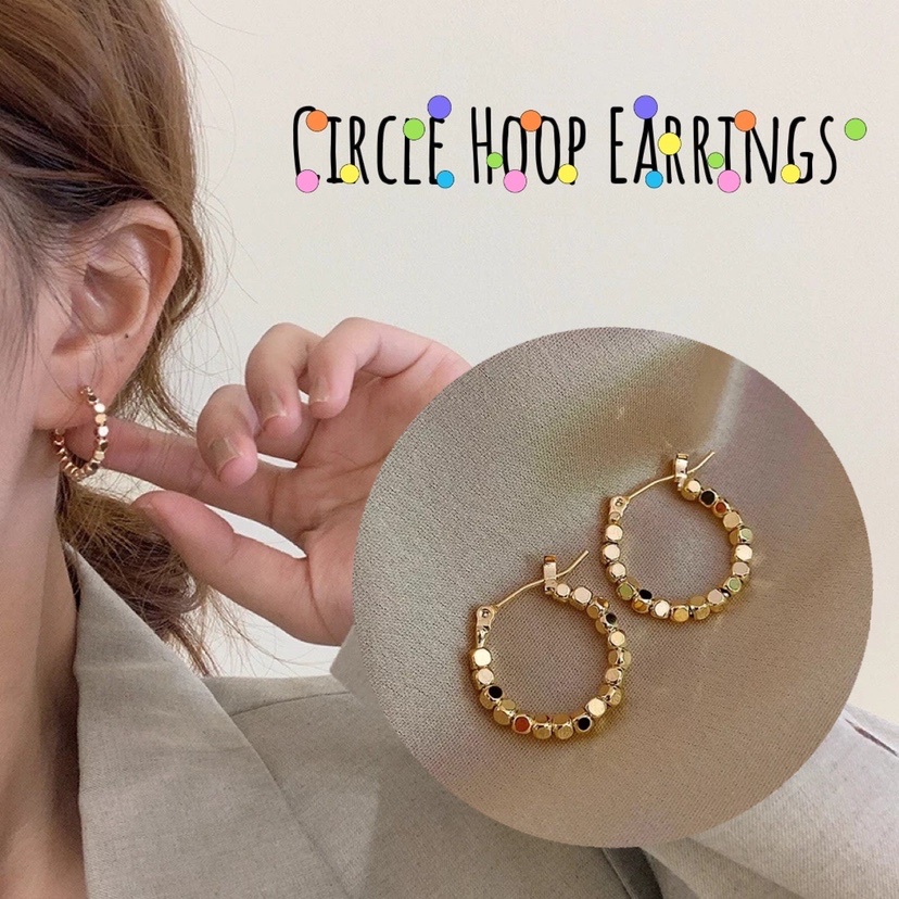 Khuyên Tai Kim Loại Tròn Xỏ Hạt Bàn Tay Màu Vàng Cho Nữ