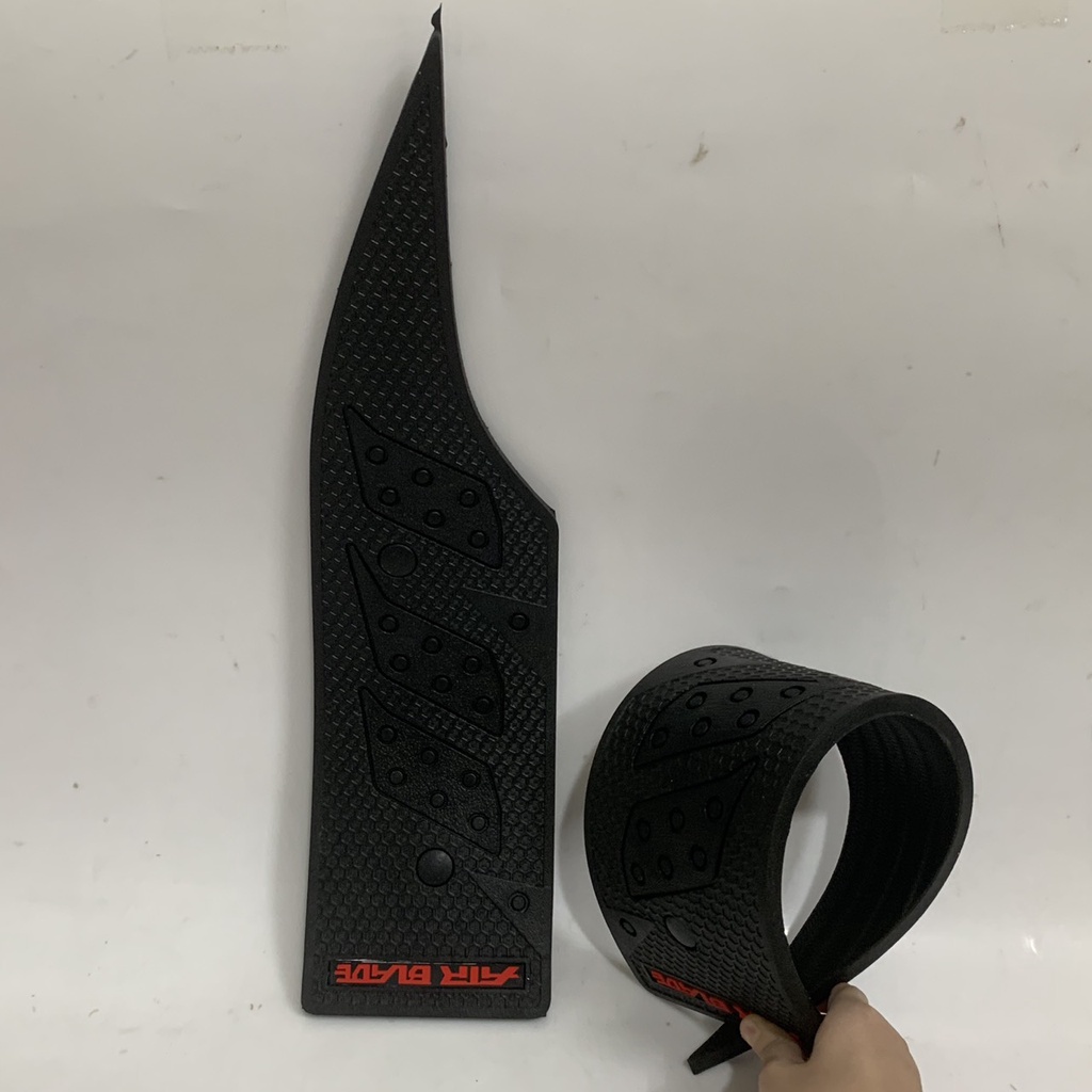 Thảm lót chân xe AB airblade 2016-2017-2018-2019 tấm để sàn gác chân cao su