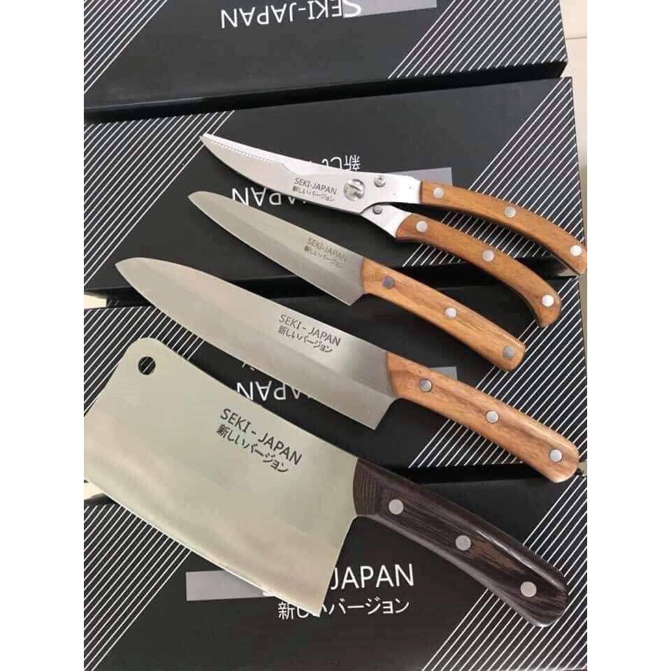 Bộ dao kéo 4 món Seki NHật Bản FREESHIP  Bộ dao kéo 4 món Seki Nhật nội địa gồm: dao chặt ,gọt, thái,kéo cắt gà