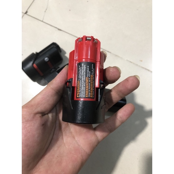 Pin đóng mới milwaukee 12v -2ah