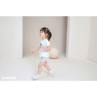 Bộ cộc cúc vai Active trắng CHAANG