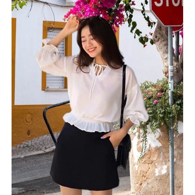 Chân váy chữ A có túi, có quần trong