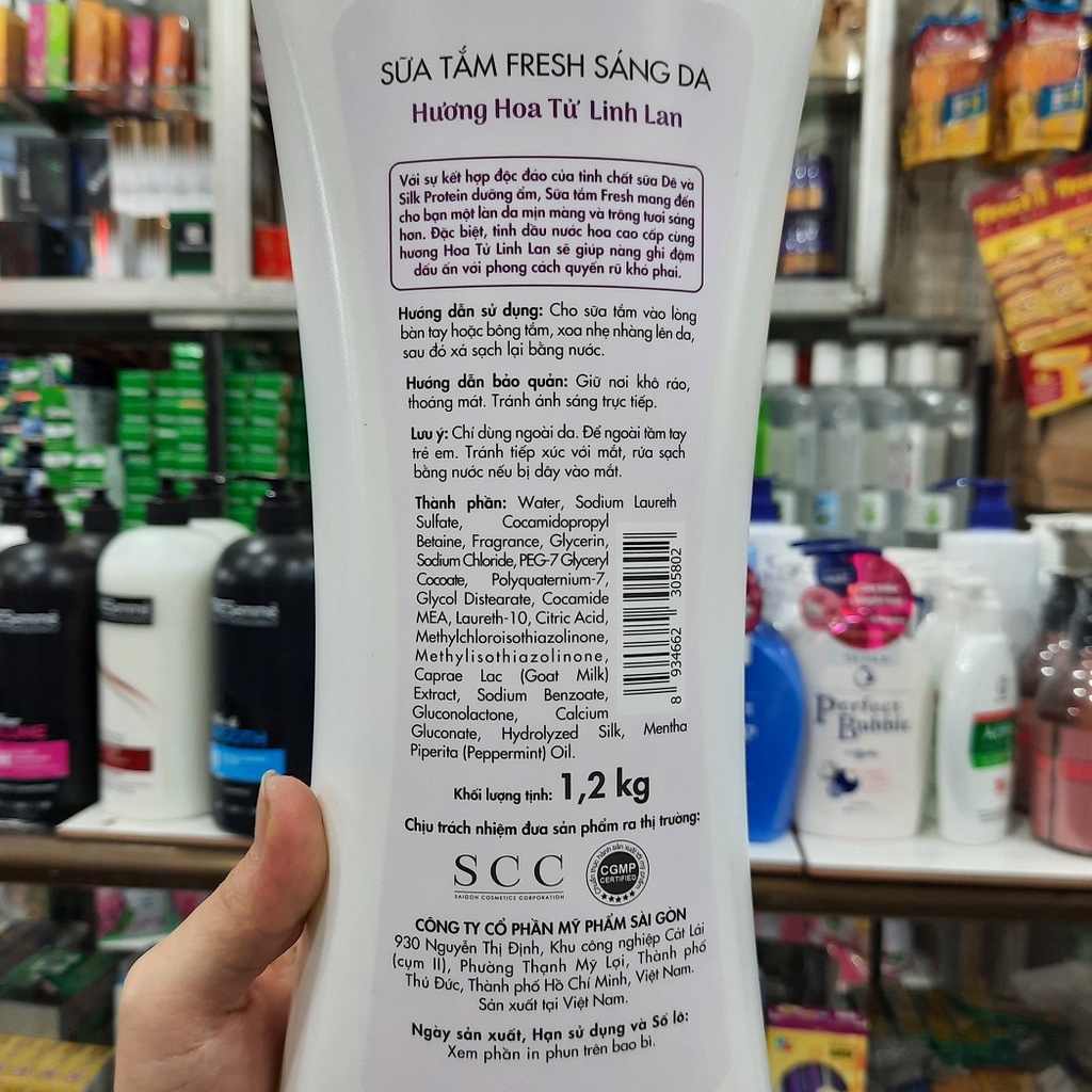 Sữa tắm Fresh sáng da Hương Hoa Tử Linh Lan 1.2kg