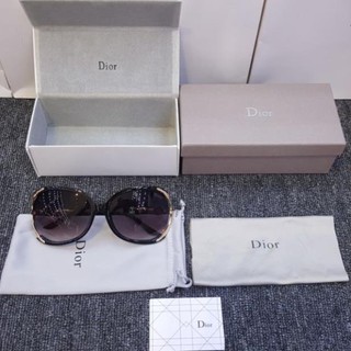 Kính chữ D fullbox kèm hộp đựng kính