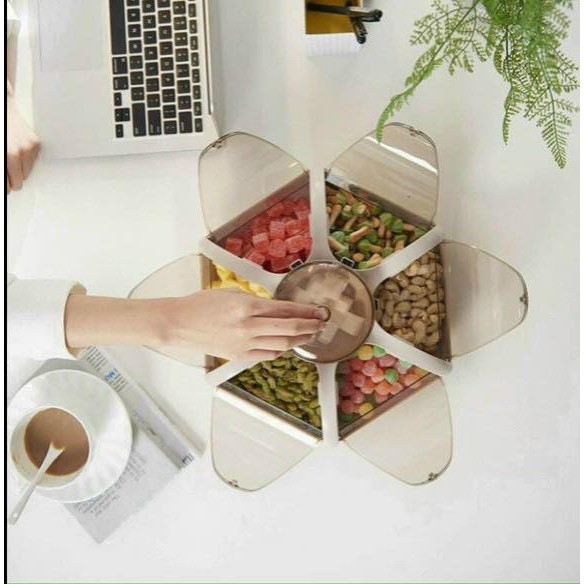 Khay mứt tết FREESHIP  khay đựng bánh kẹo 6 ô hình cánh sen nở siêu đẹp và sang trọng