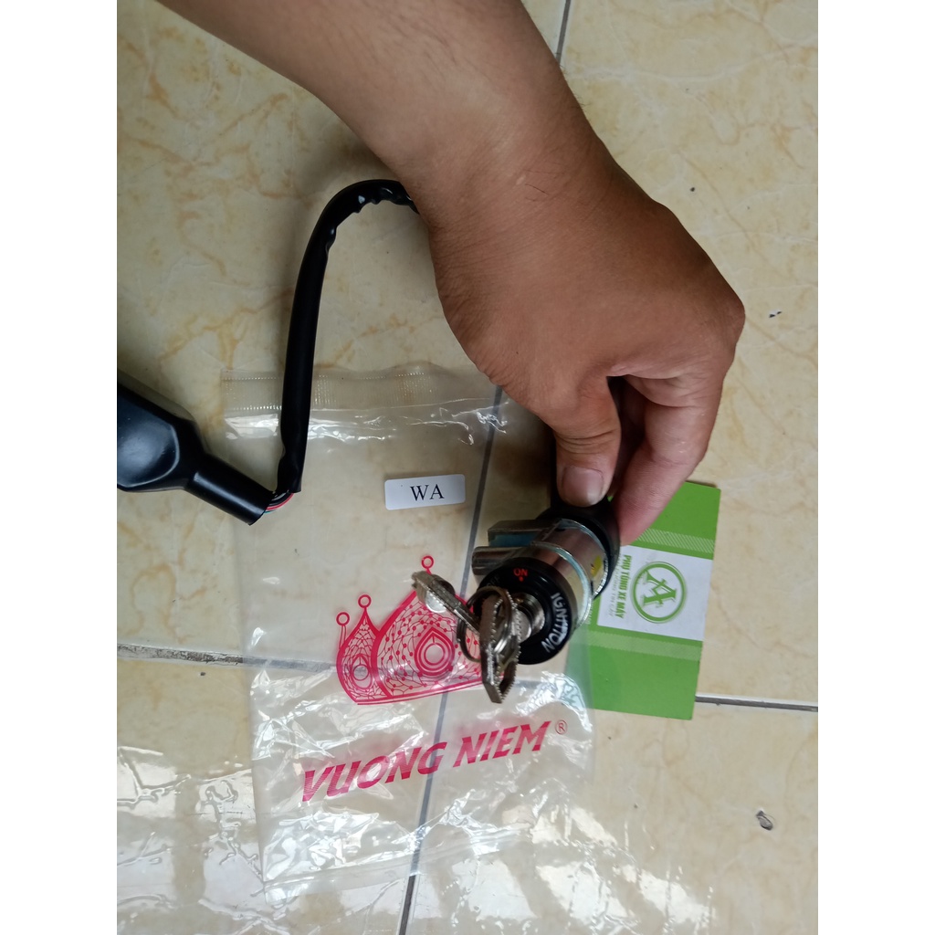 Bộ ổ khóa trước WAVE NHỎ chìa khóa 4 cạnh dấu cộng