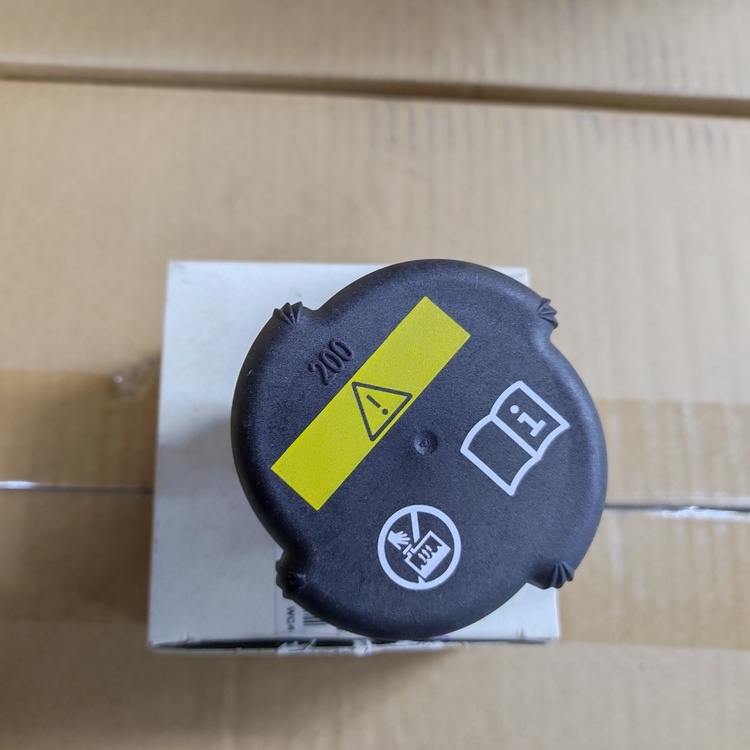 NẮP BÌNH NƯỚC PHỤ BMW E46 CHÍNH HÃNG - 17117639022 - 1711 7639 022