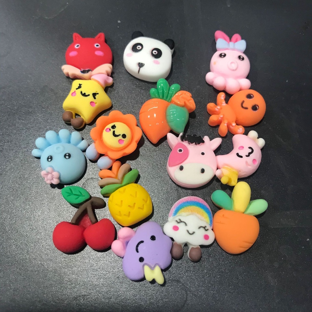 Sticker Dán 3D Trang Trí Bình Nước Dễ Thương