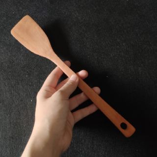 Muỗng gỗ nhãn