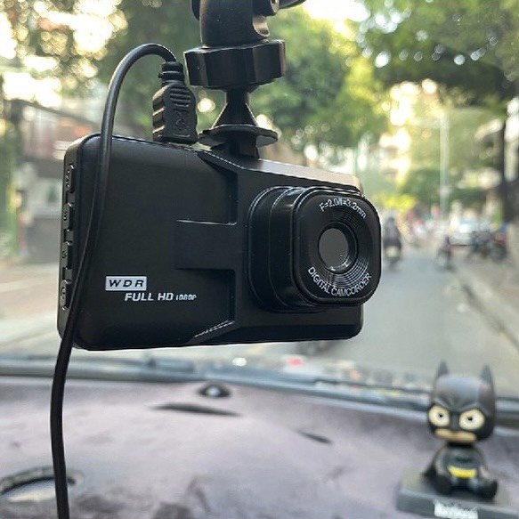 Camera hành trình ô tô C3 Vehicle BlackBOX DVR full HD 1080p, màn hình LCD sắc nét, góc quay rộng bảo hành 12 tháng | BigBuy360 - bigbuy360.vn