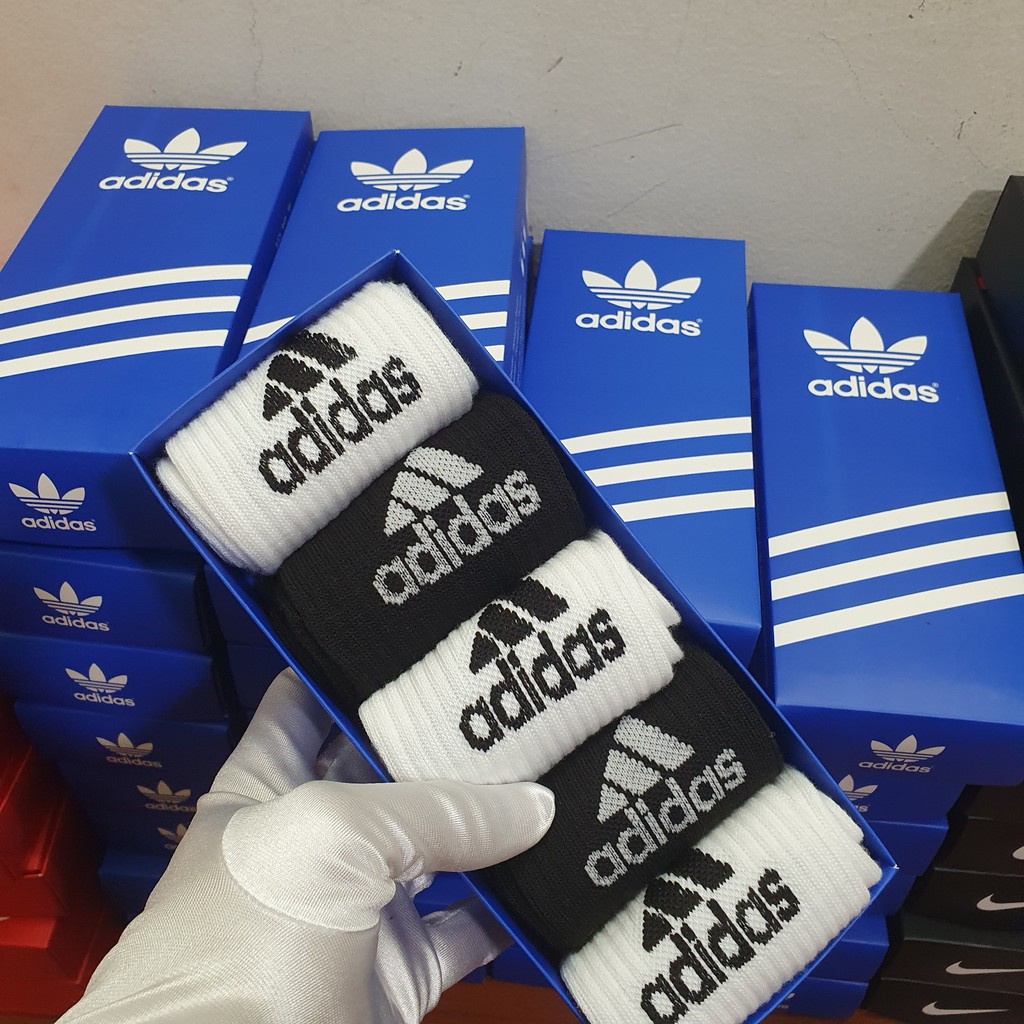 Vớ Adidas Cổ Ngắn Cao Cấp Cotton 95% Kháng Khuẩn Tốt Thấm Hút Mồ Hôi Cực Tốt