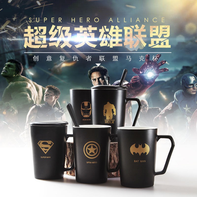 Cốc uống cà phê bằng sứ có nắp đậy họa tiết The Avengers sáng tạo