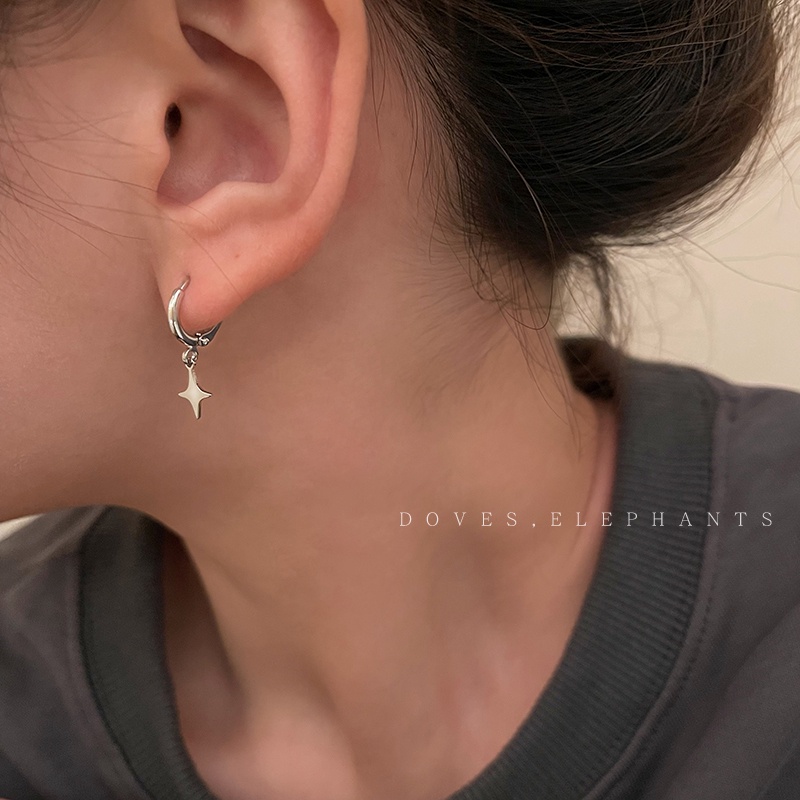 Bộ Bốn Khuyên Tai Màu Đỏ Cherry Không Đối Xứng Phong Cách Hàn Quốc Mới Mùa Hè Cá Tính