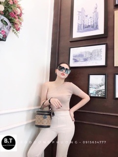 Áo len tăm lệch vai