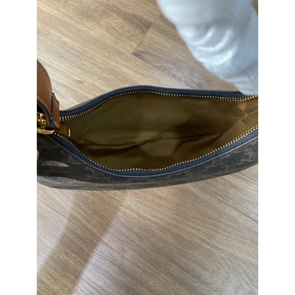 TÚI ĐEO VAI CE.LINE HOT TREND