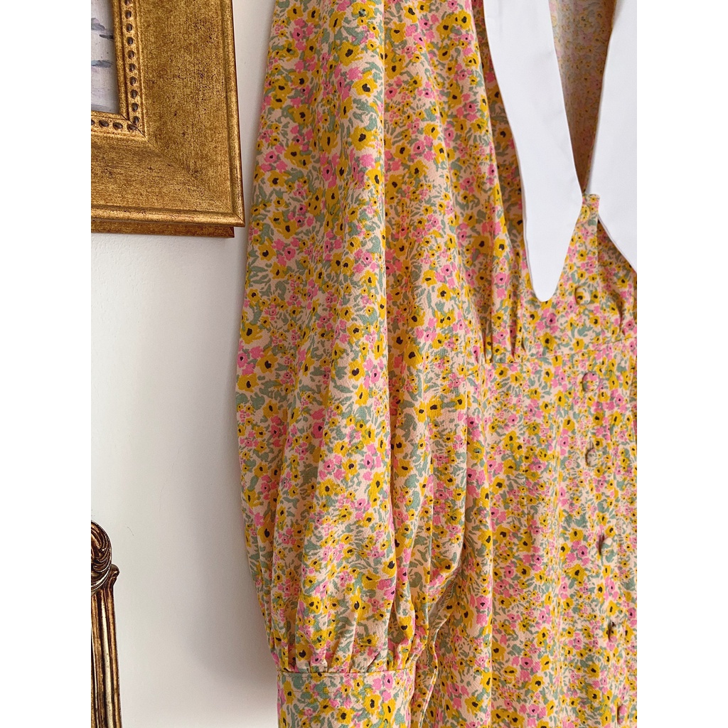 Đầm hoa cam cổ trắng Tangy Floral Dress Gem Clothing SP060590