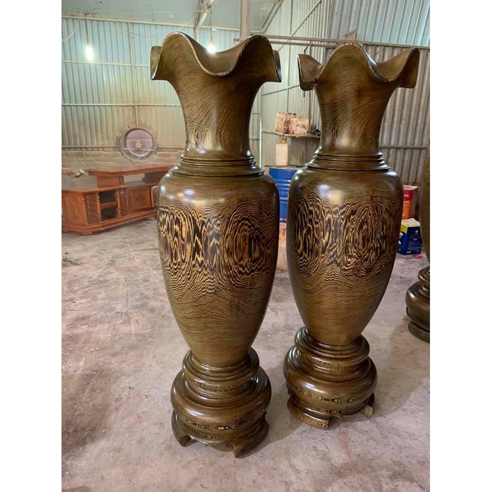 Lục bình gỗ mun đuôi công