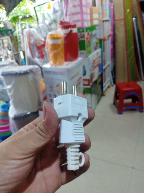 Phích cắm chịu tải 3000W hiệu Nival