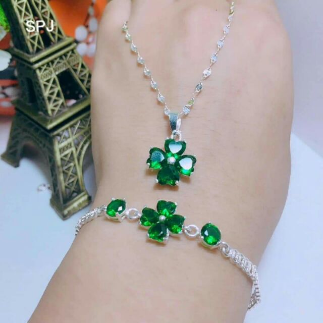 Bộ 4 lá bạc đủ màu