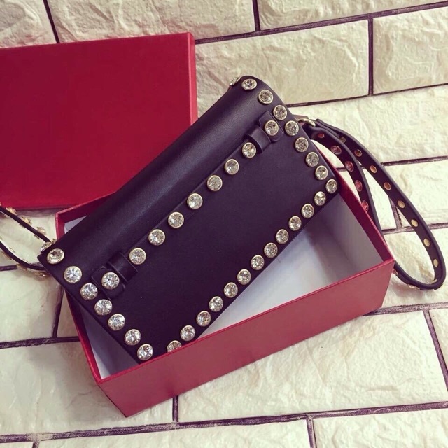 Ví Clutch Valentino Viền Đá