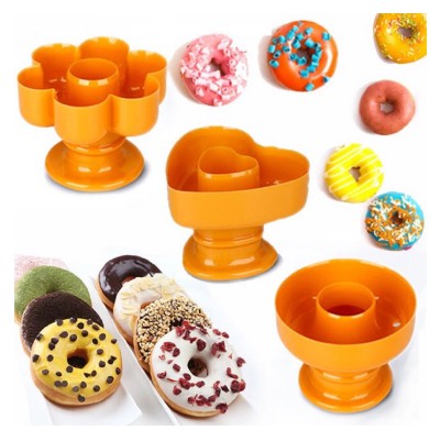 Khuôn Làm Bánh Donut Nhựa Nhiều Mẫu