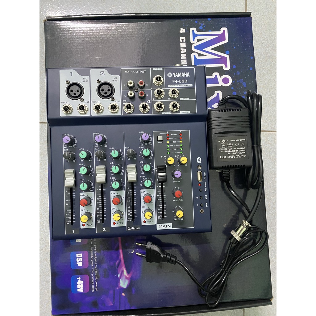 Trọn Bộ Mixer F4 Yamaha Mic Thu Âm SM8B . Âm Thanh Sống Động , Độ Vang Cực Hay . Dễ Dàng Lắp Đặt