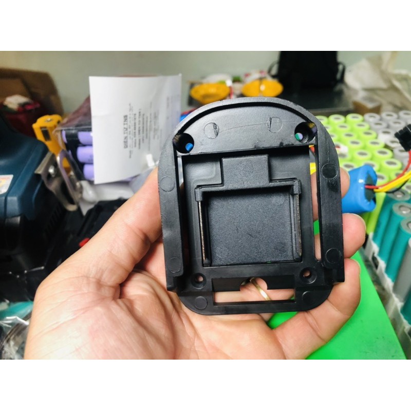 TNS . đế đúc nhựa chân Makita siêu cứng vừa 100%